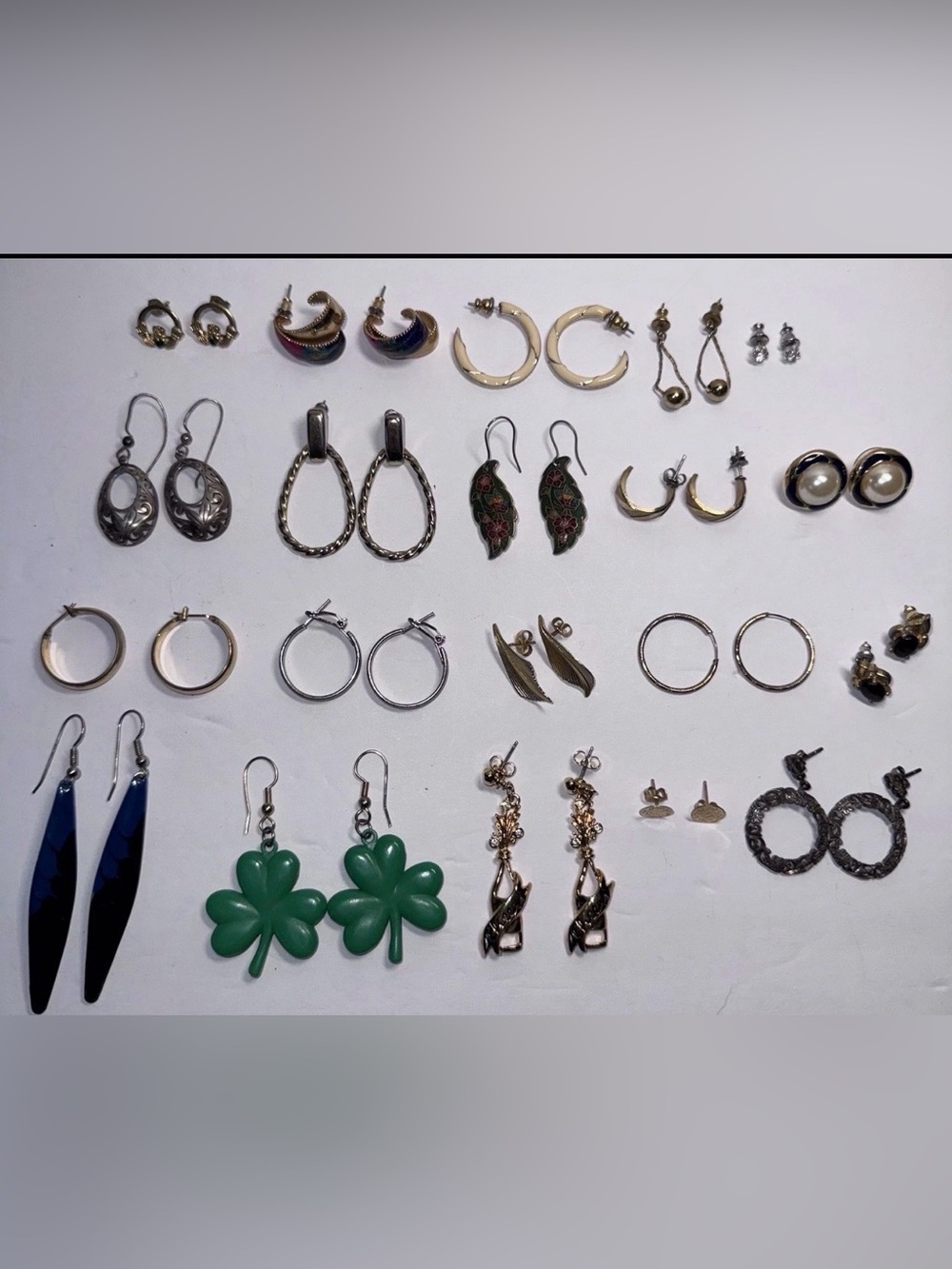 Earrings Lot Of 20 Pair Colorful Vintage 80’s & 90’s